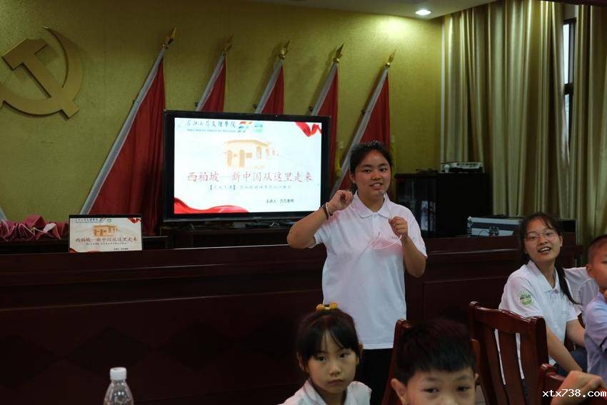 以实干赴青春,让暑期课堂在五峰“落地生花”(1).docx